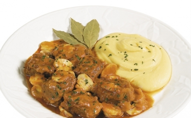 Goulash a la húngara